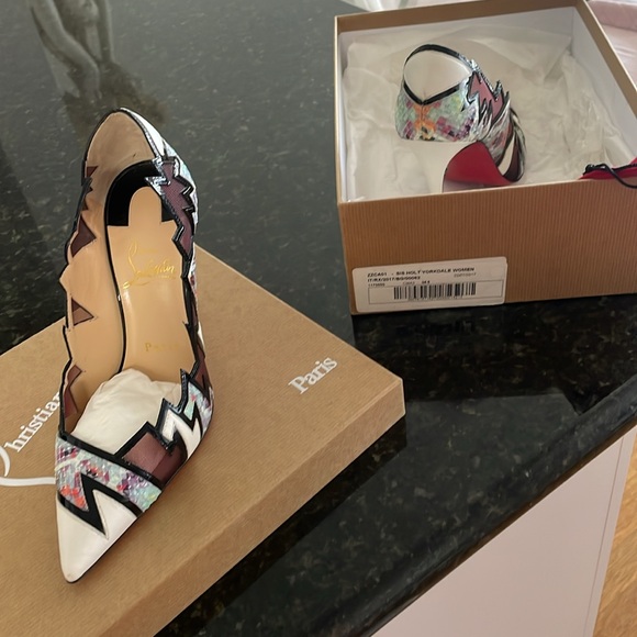 Louboutin 36.5 limited edition - Picture 6 of 10